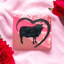 Load image into Gallery viewer, Sheep with Heart