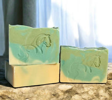 Load image into Gallery viewer, Honey &amp; Cucumber Goat Milk Soap
